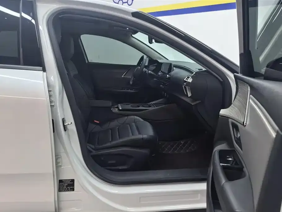 Citroen C5 X 2023 из CN, фото 6
