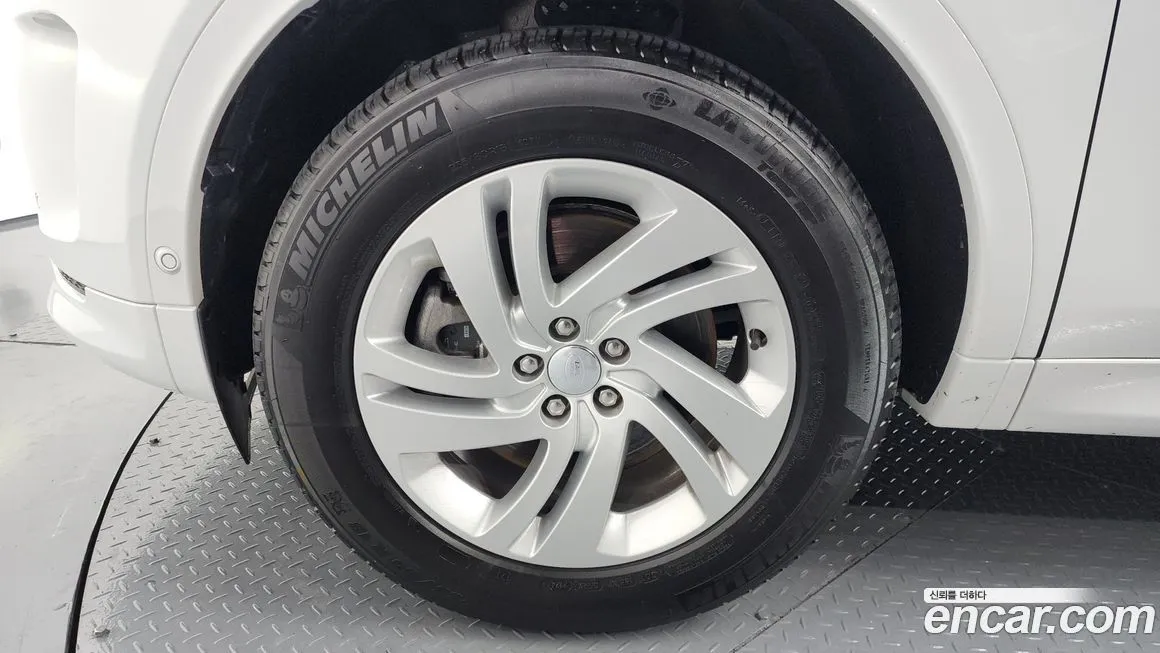 Land Rover Discovery Sport 2025 из KR, фото 8