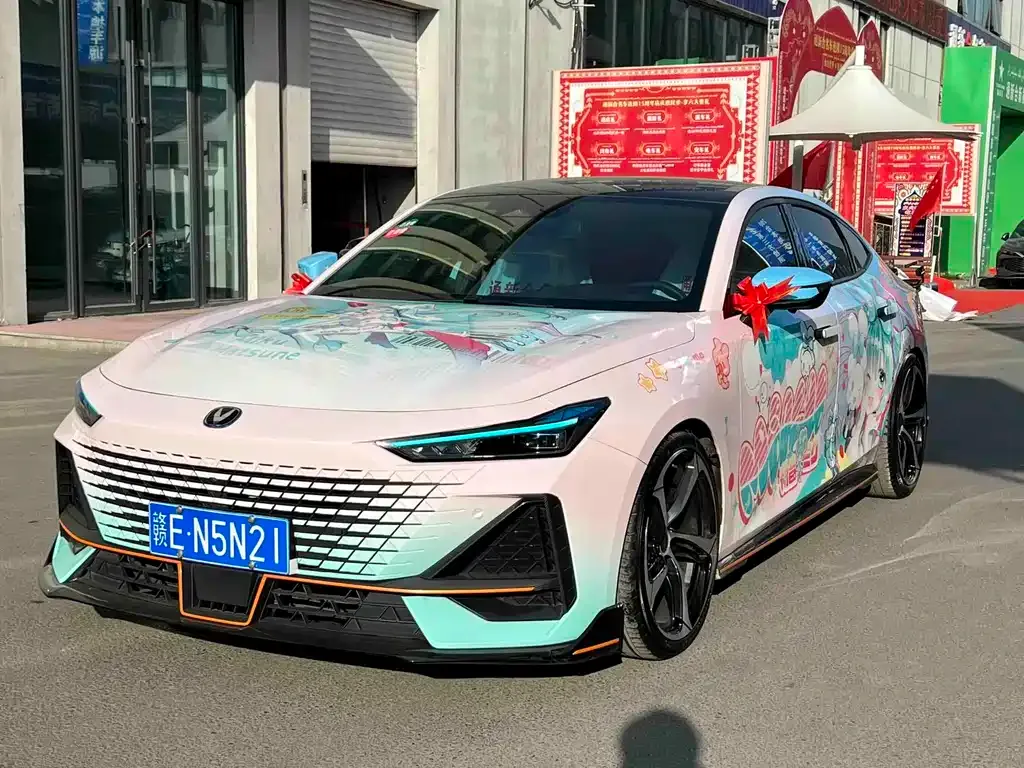 Changan UNI-V 2023 из CN, фото 1