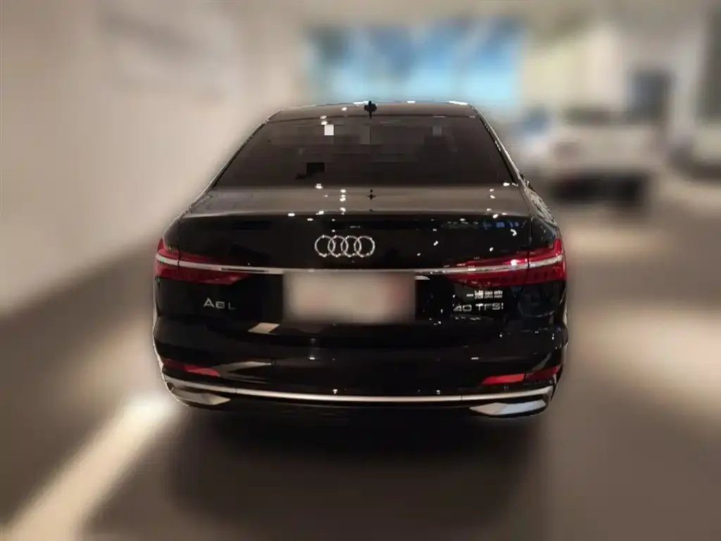Audi A6L 2023 из CN, фото 3