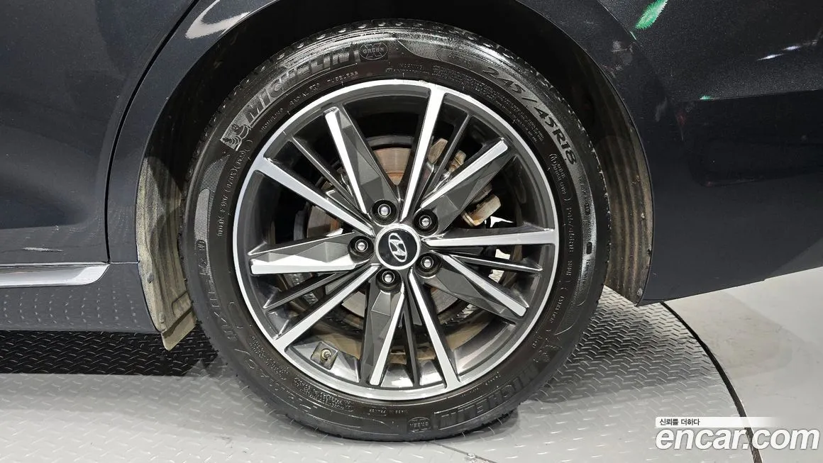 Hyundai Grandeur — фото 10