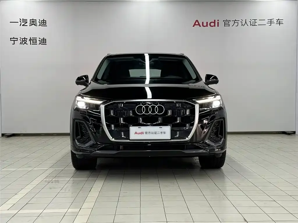 Audi Q7 2024 из CN, фото 6