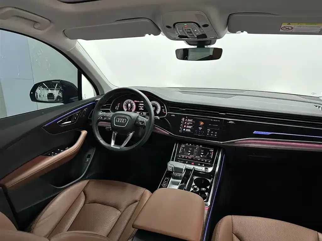 Audi Q7 2024 из CN, фото 5