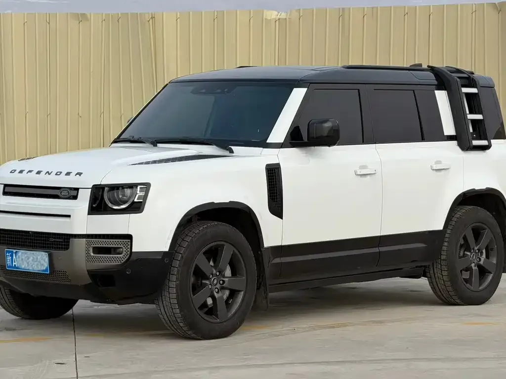 Land Rover Defender 2023 из CN, фото 1