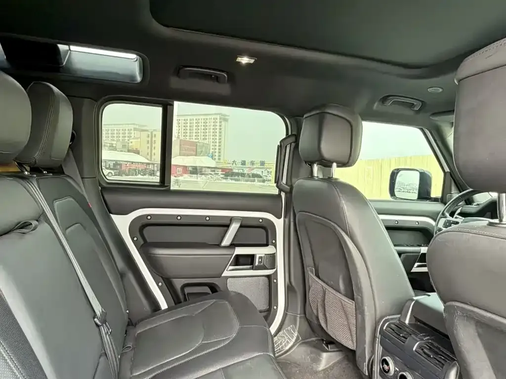 Land Rover Defender 2023 из CN, фото 6