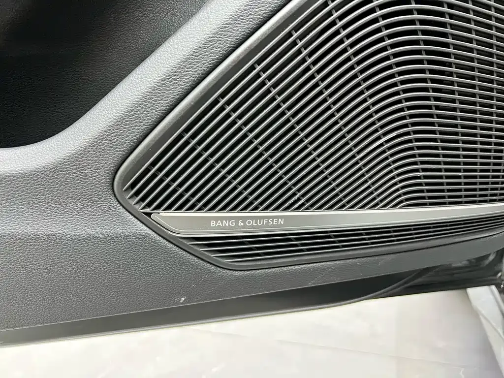 Audi S4 — фото 6