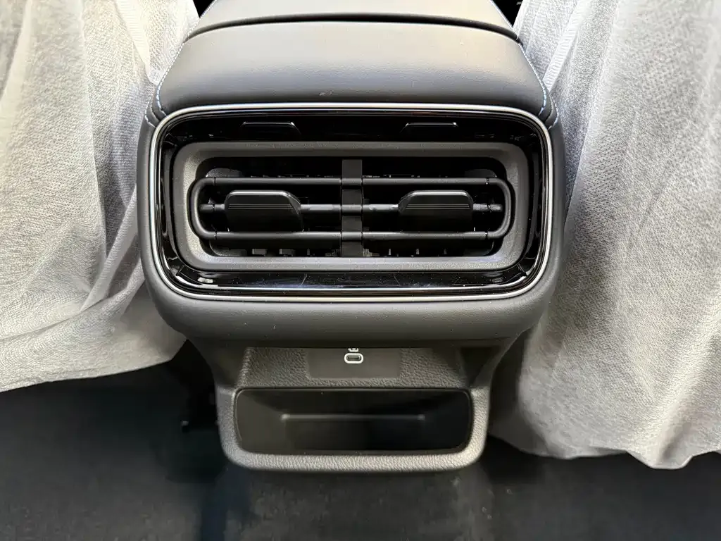 Geely Xingrui 2025 из CN, фото 9