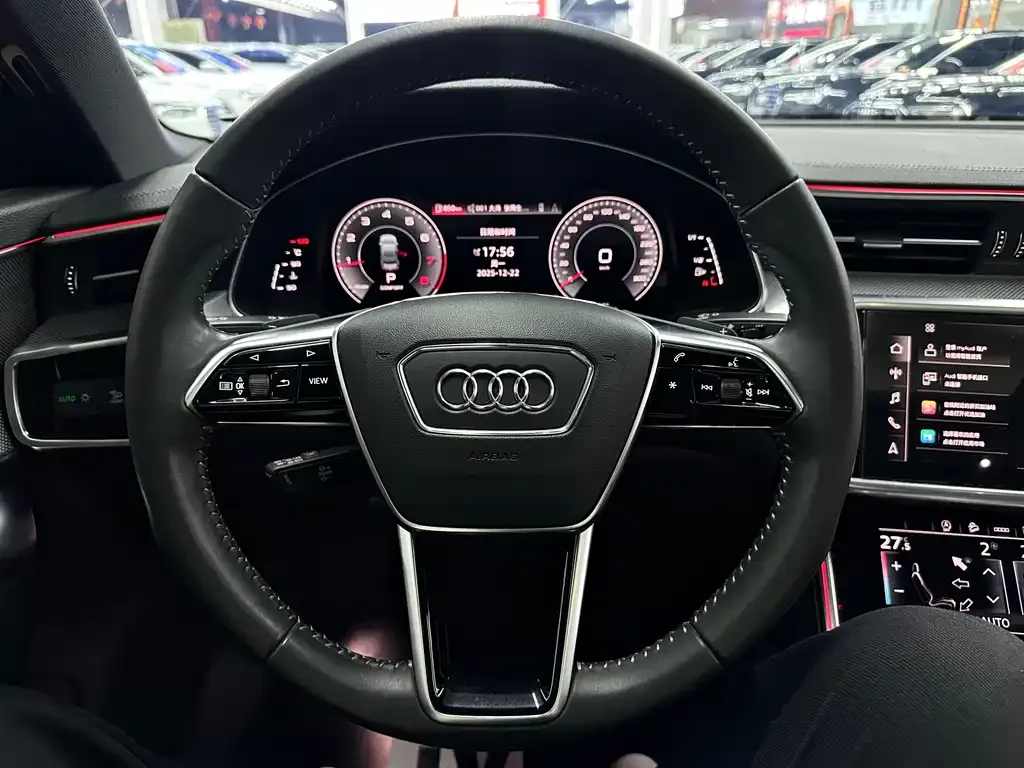 Audi A6L 2021 из CN, фото 3