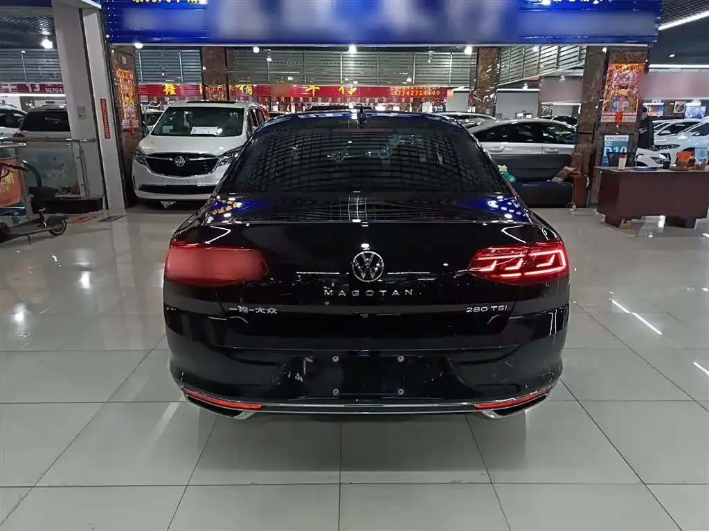 Volkswagen Magotan 2022 из CN, фото 2