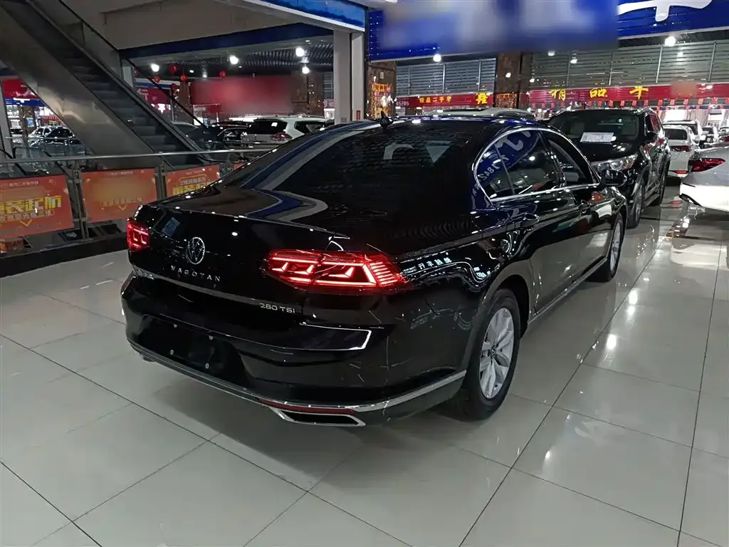 Volkswagen Magotan 2022 из CN, фото 5