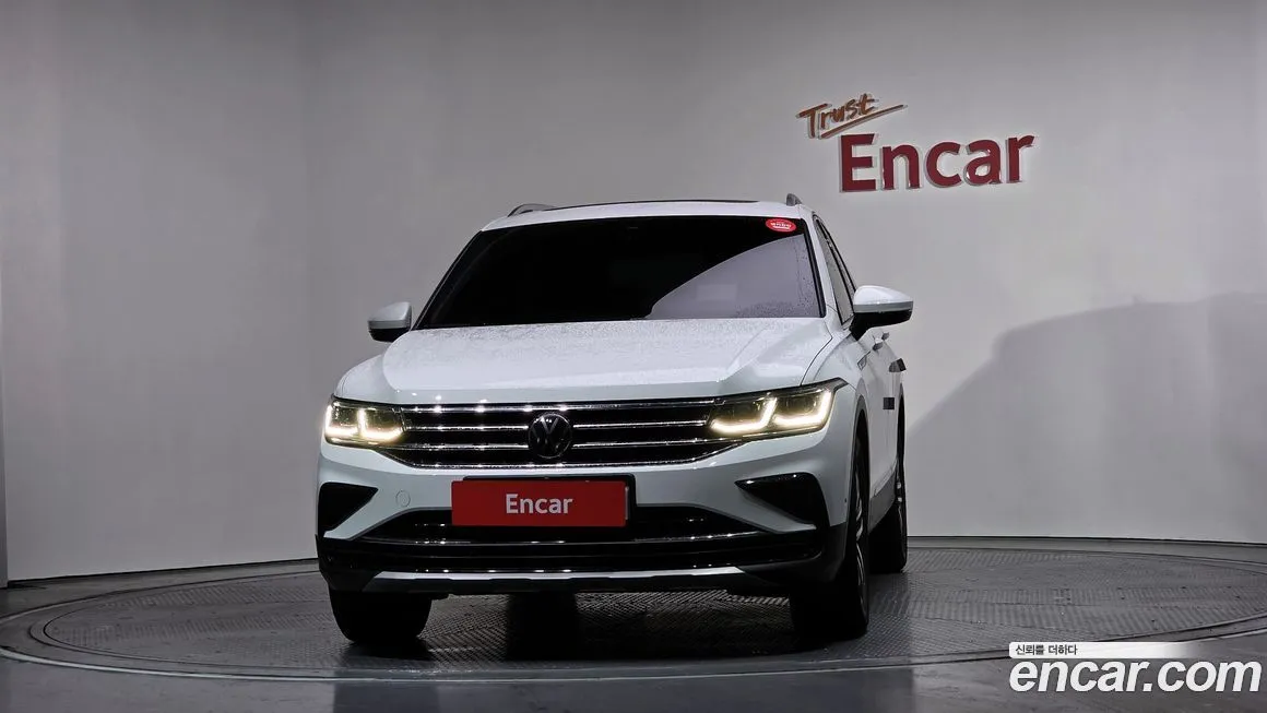 Volkswagen Tiguan — фото 3