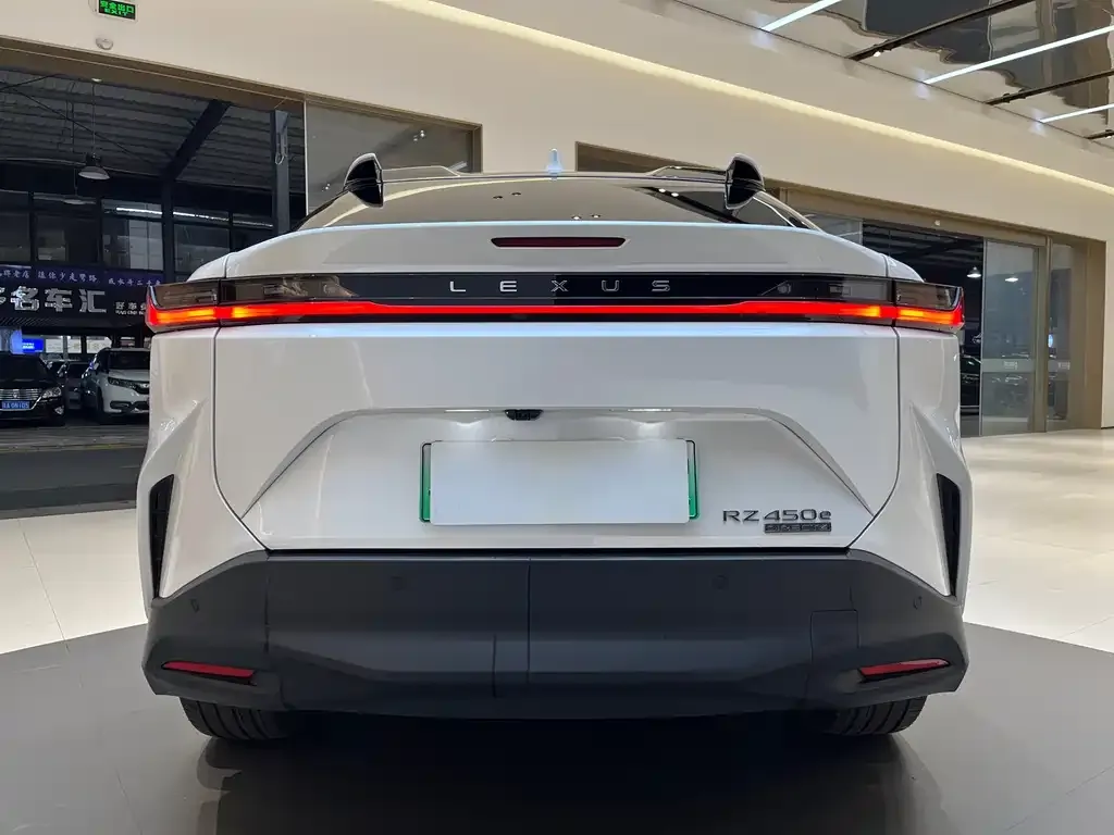 Lexus RZ 2023 из CN, фото 3