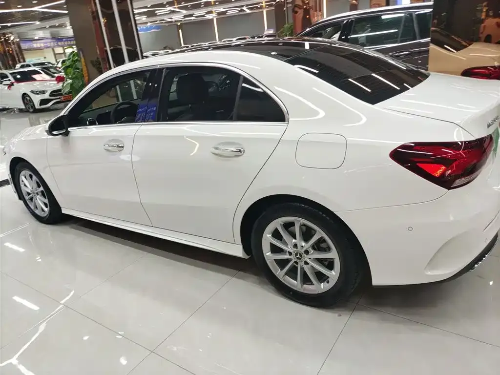 Mercedes-Benz A-Class 2023 из CN, фото 5