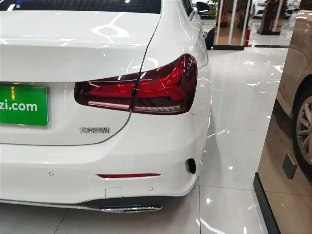 Mercedes-Benz A-Class 2023 из CN, фото 8