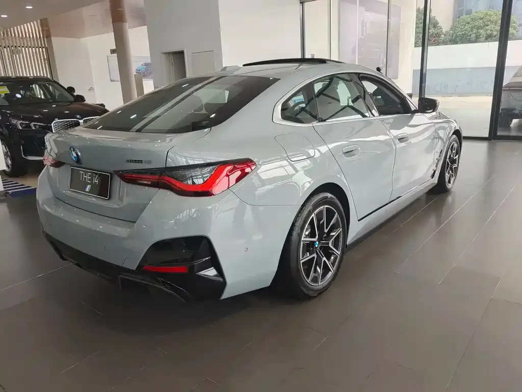 BMW i4 2025 из CN, фото 9