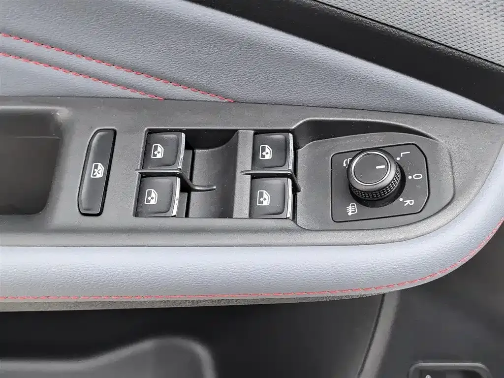 Volkswagen Lamando 2023 из CN, фото 9