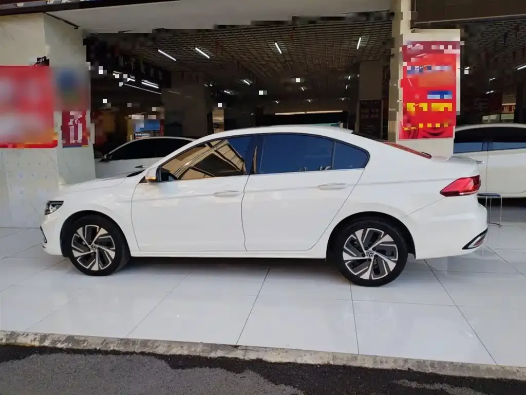 Volkswagen Bora 2024 из CN, фото 6