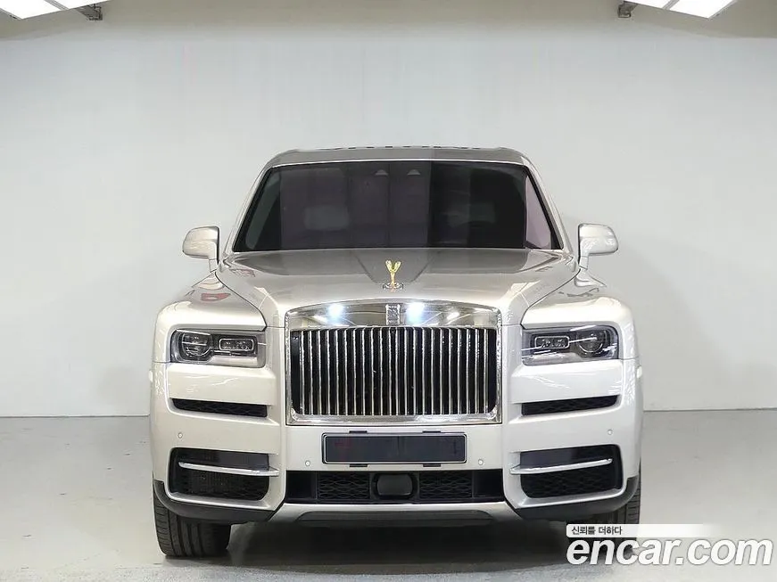 Rolls-Royce Cullinan 2023 из KR, фото 10