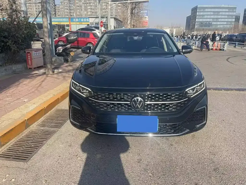 Volkswagen Passat 2025 из CN, фото 2