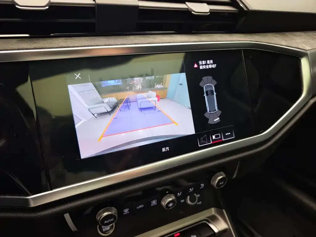 Audi Q3 2021 из CN, фото 9