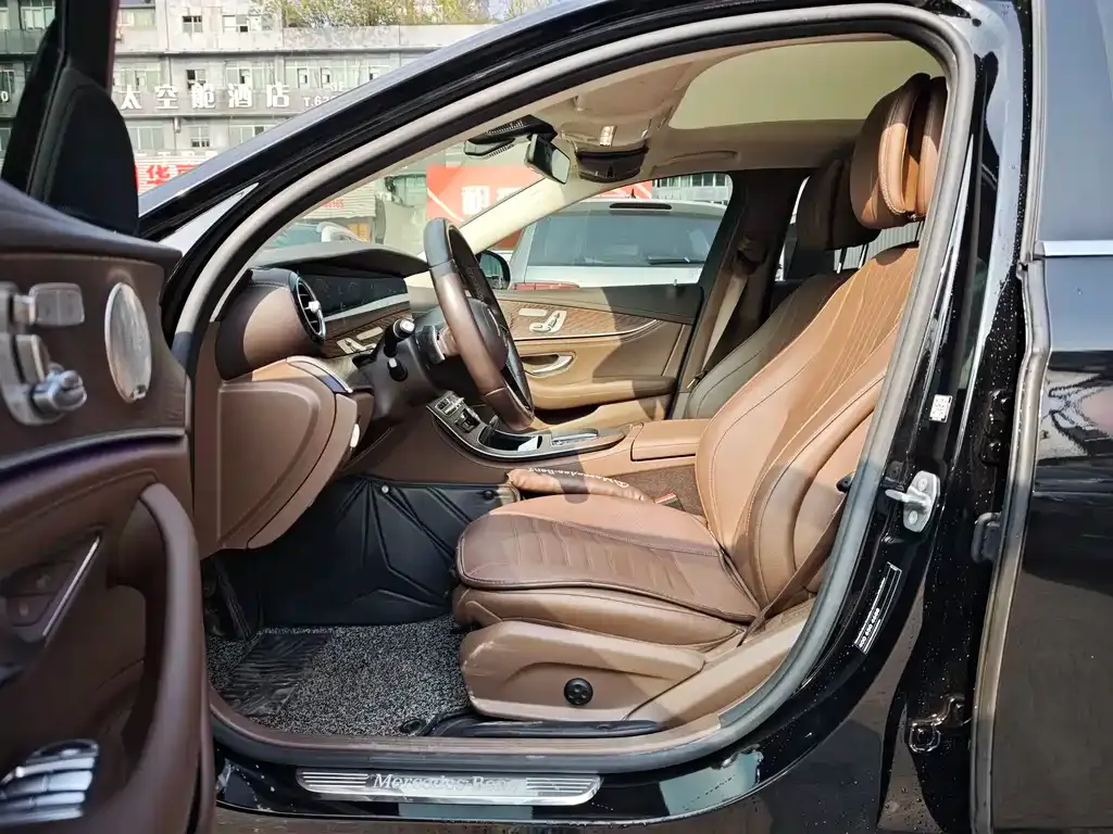 Mercedes-Benz E-Class 2022 из CN, фото 4