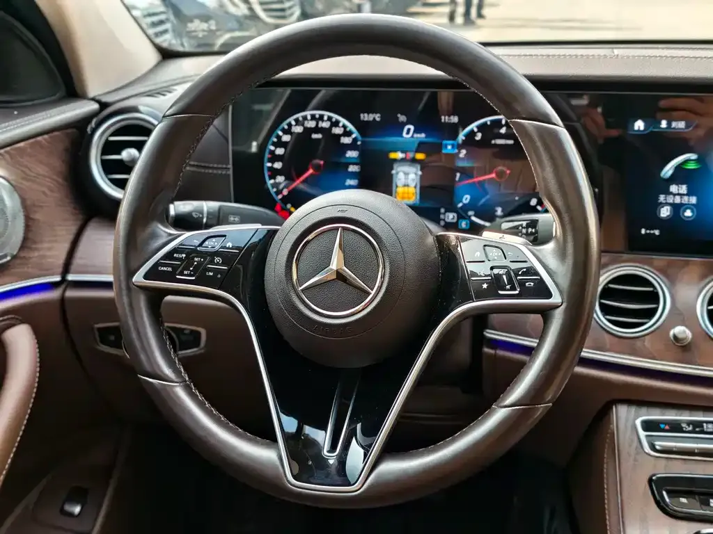 Mercedes-Benz E-Class 2022 из CN, фото 2