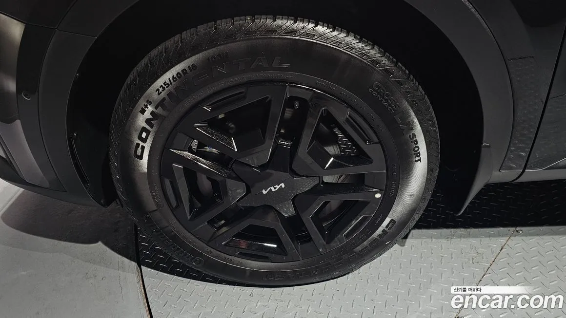 Kia Sorento — фото 8