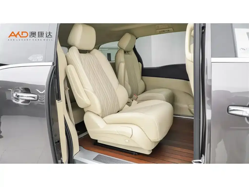 Buick GL8 2023 из CN, фото 8