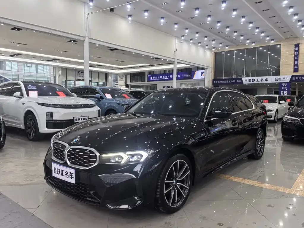 BMW 3 Series 2023 из CN, фото 1