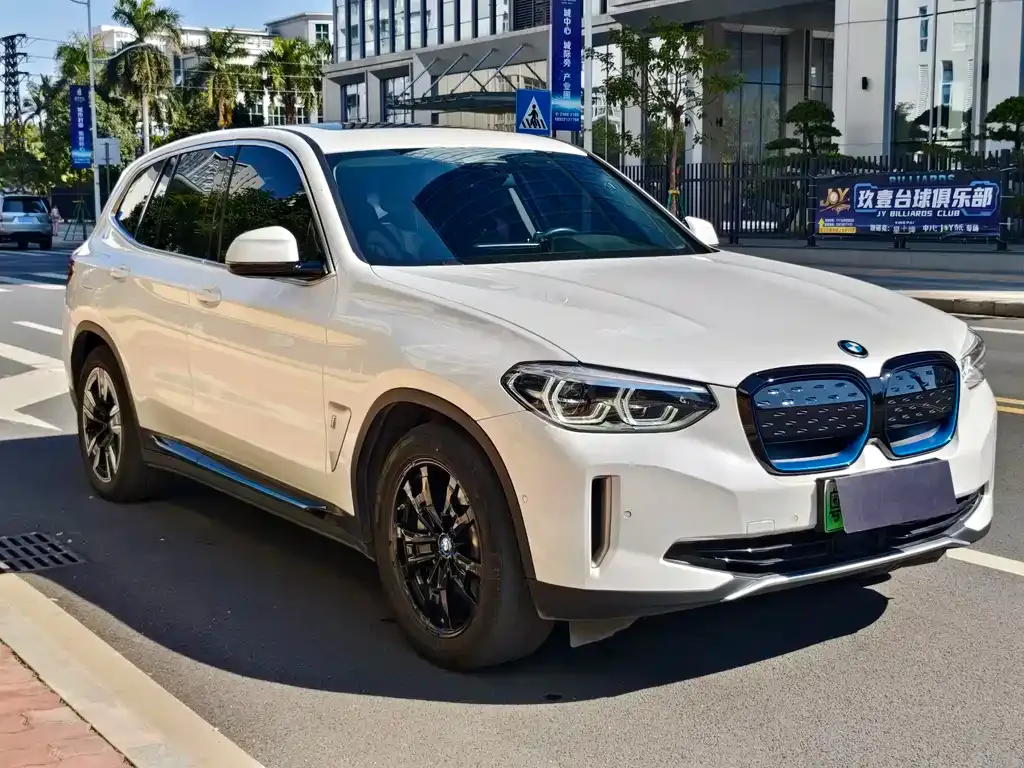 BMW iX3 2021 из CN, фото 2