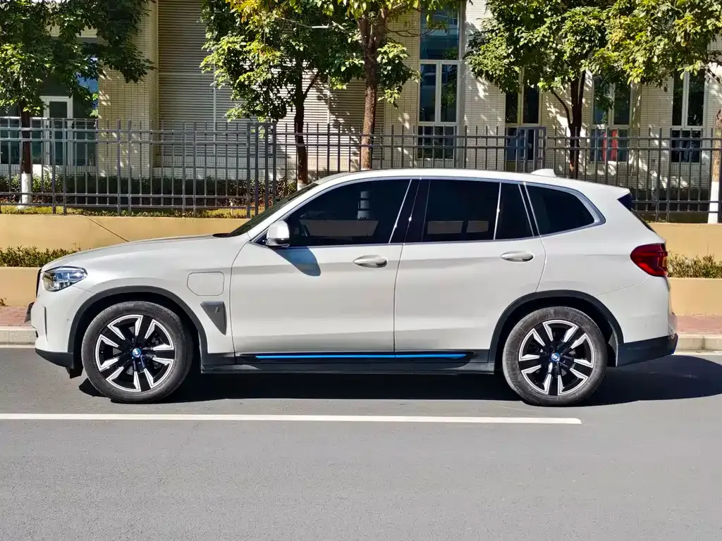 BMW iX3 2021 из CN, фото 9