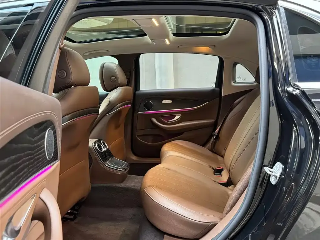 Mercedes-Benz E-Class 2022 из CN, фото 6