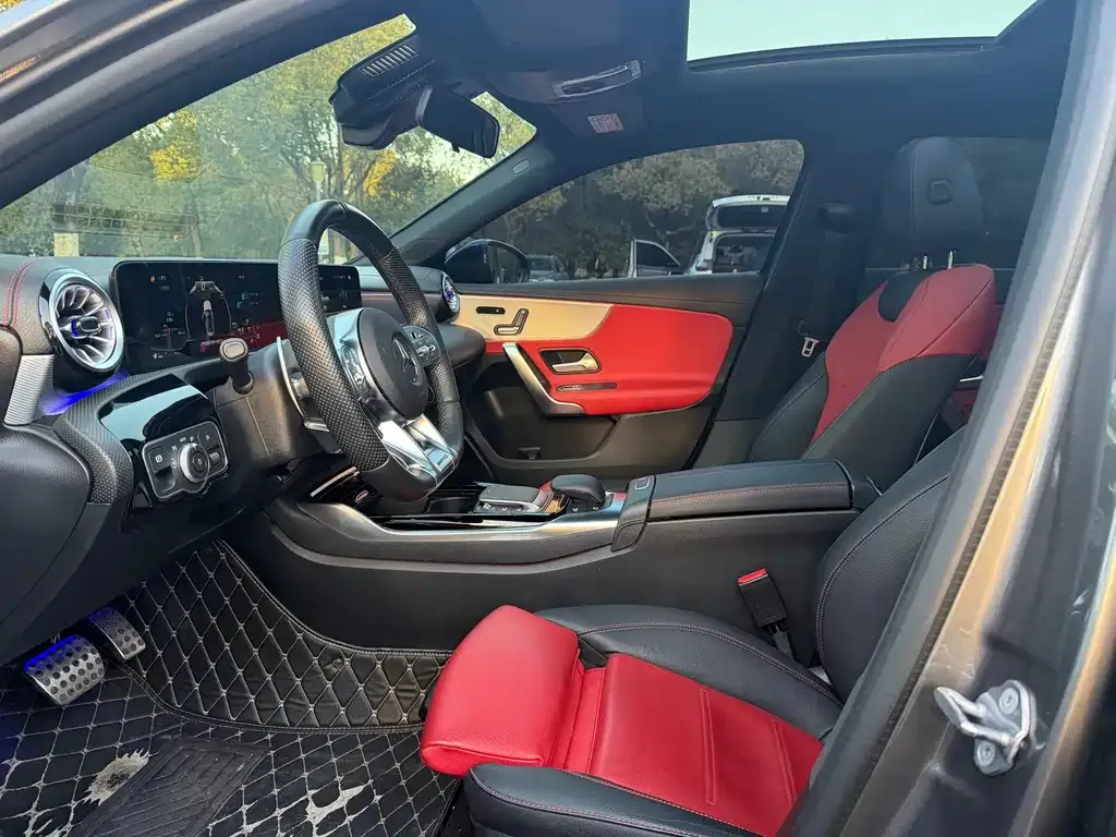Mercedes-Benz A-Class AMG 2023 из CN, фото 2