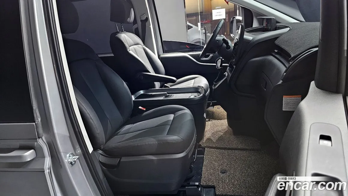 Hyundai Staria 2025 из KR, фото 10