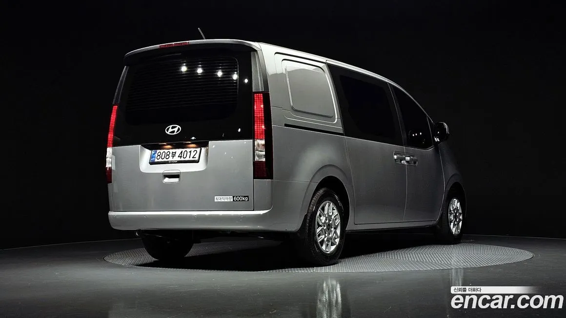Hyundai Staria 2025 из KR, фото 8
