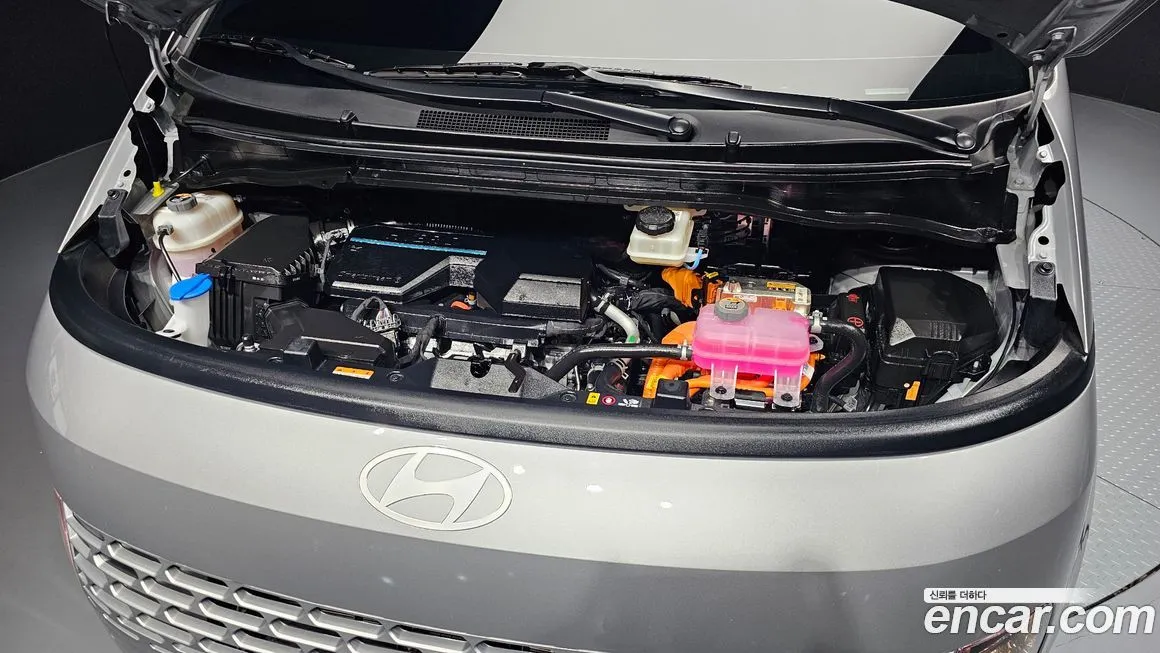 Hyundai Staria 2025 из KR, фото 4