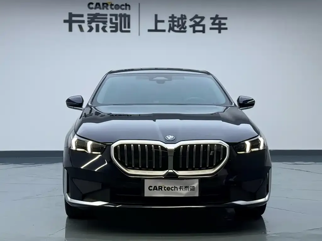 BMW i5 — фото 4