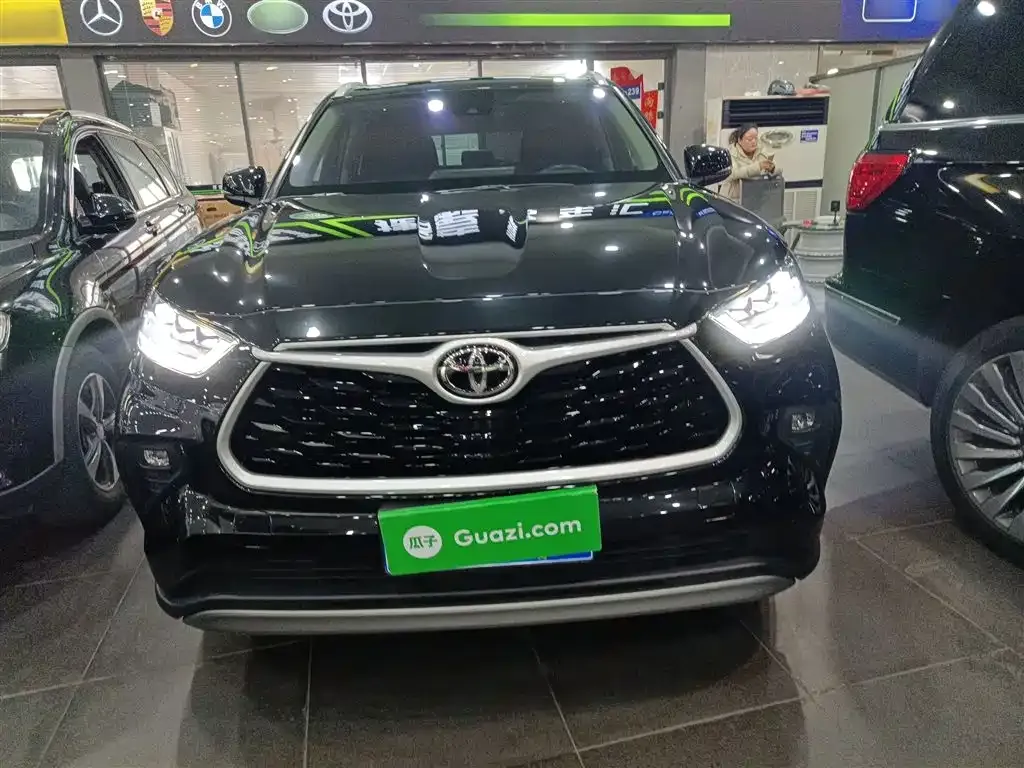 Toyota Highlander 2024 из CN, фото 10