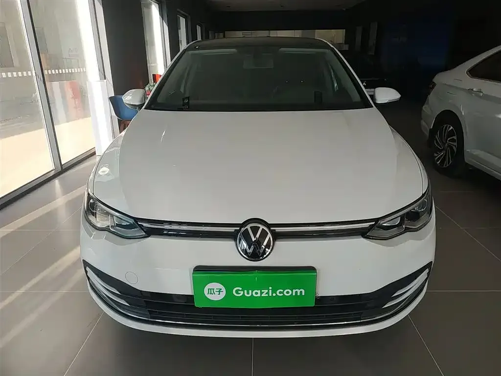 Volkswagen Golf 2022 из CN, фото 4