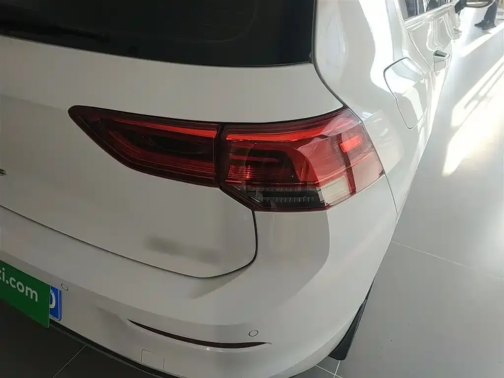 Volkswagen Golf 2022 из CN, фото 3