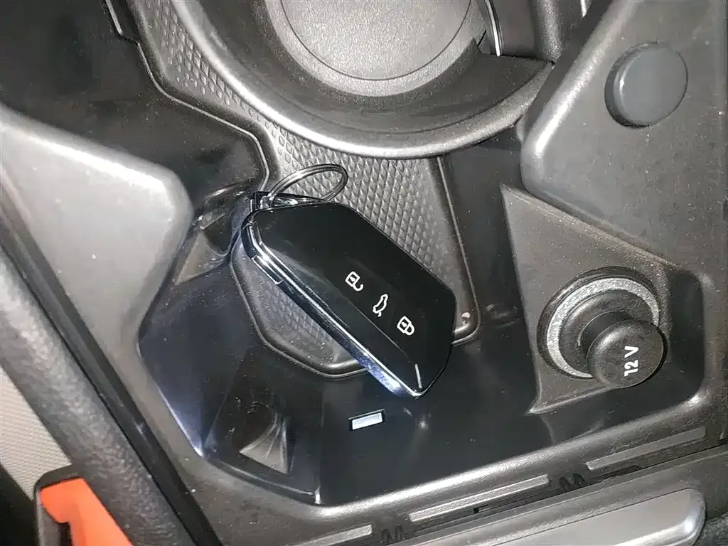 Volkswagen Golf 2022 из CN, фото 8