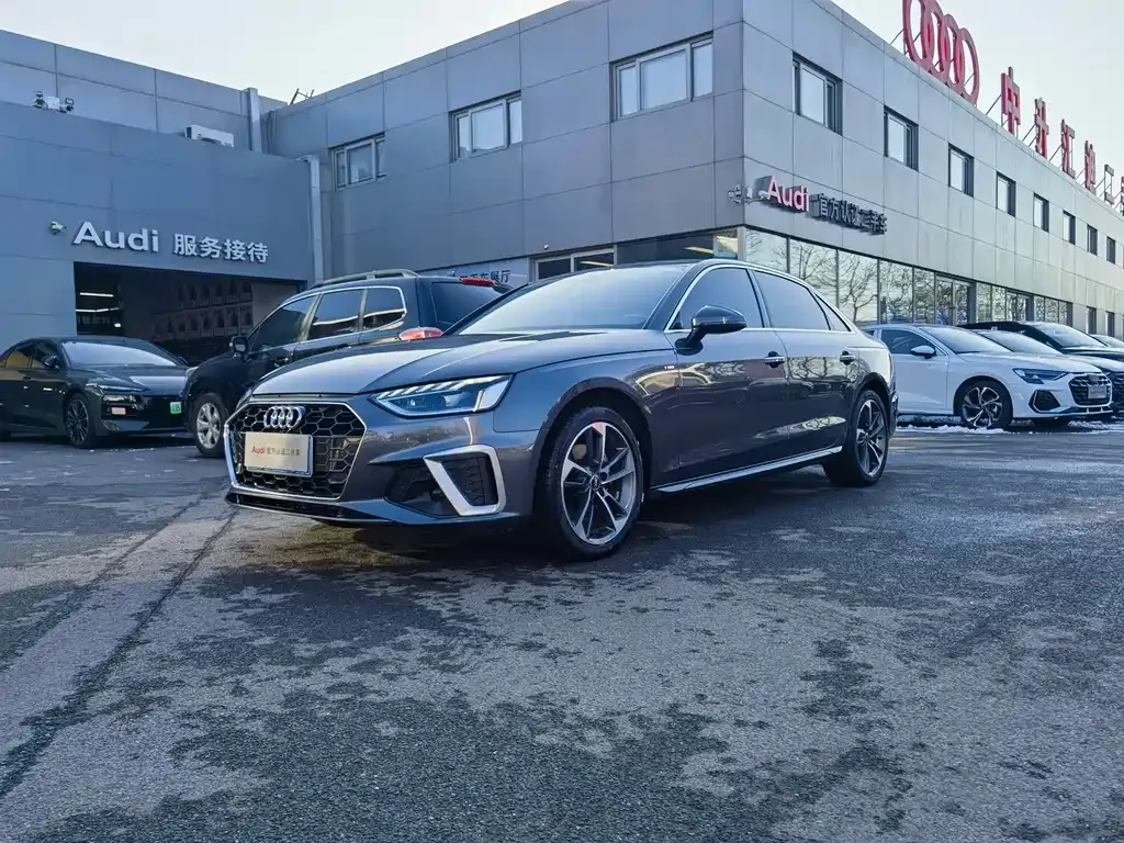 Audi A4L 2024 из CN, фото 1
