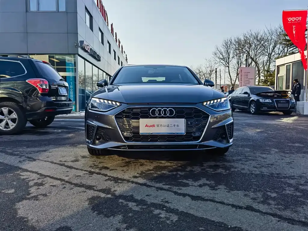 Audi A4L 2024 из CN, фото 10
