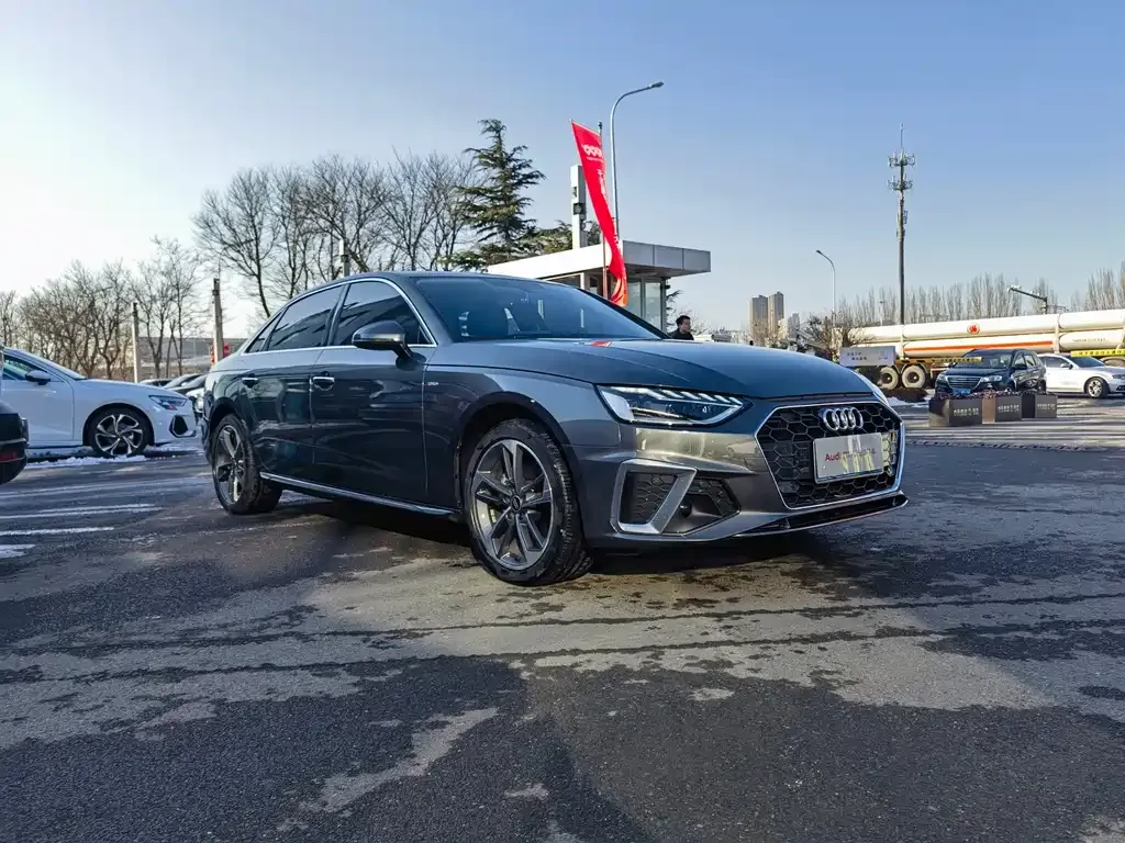 Audi A4L 2024 из CN, фото 5