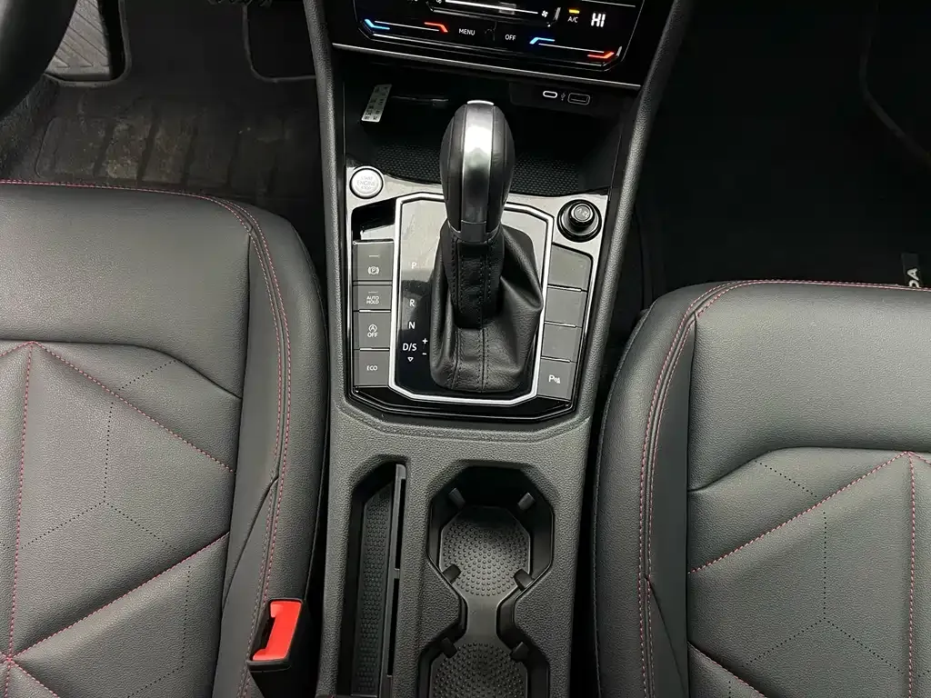 Volkswagen Lavida 2024 из CN, фото 8