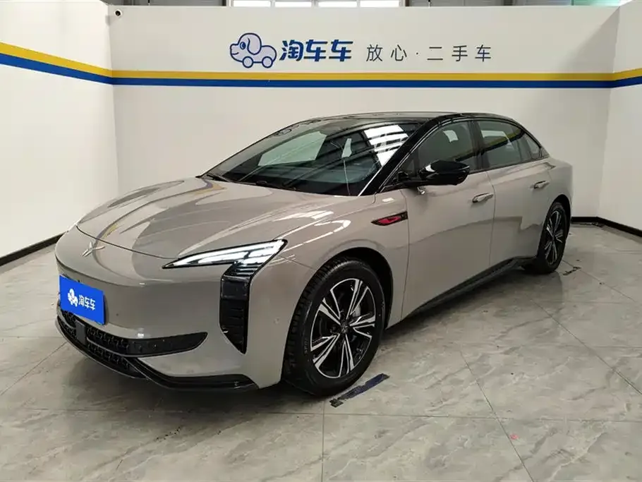 Hongqi EH7 2024 из CN, фото 1