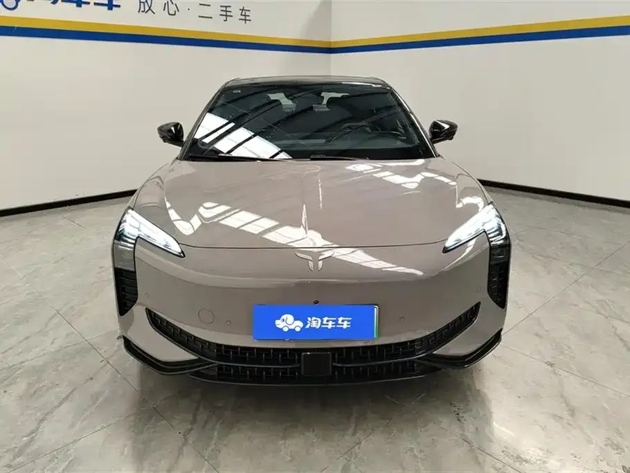 Hongqi EH7 2024 из CN, фото 3