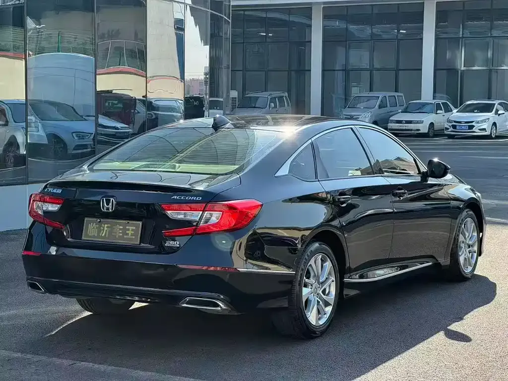 Honda Accord 2021 из CN, фото 7