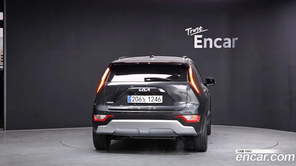 Kia Niro 2024 из KR, фото 2