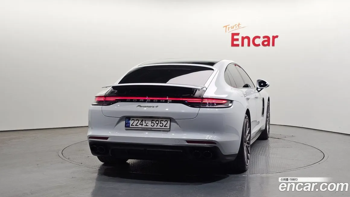 Porsche Panamera 2023 из KR, фото 3